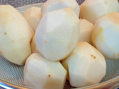 里芋の下ごしらえと保存